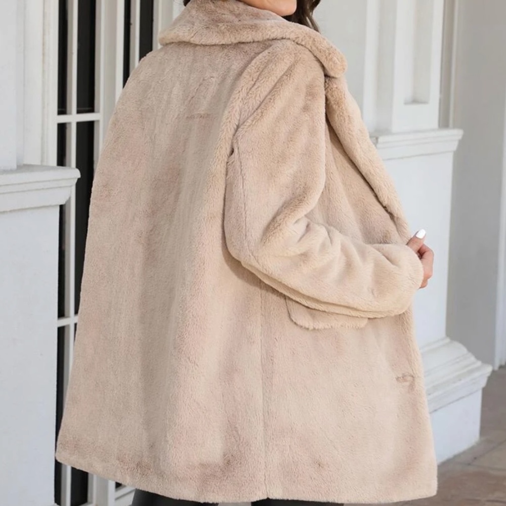 Luxe Vegan Fur Button Oversized Jacket Coat - Picture 12 of 14